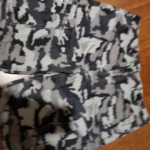 Mens snow camo cargo shorts